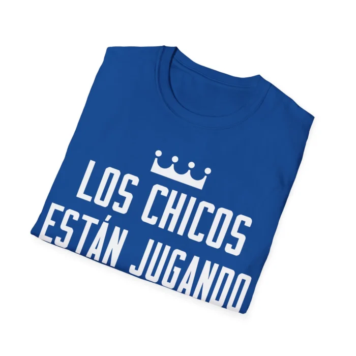 Los Chicos Están Jugando Pelota Shirt