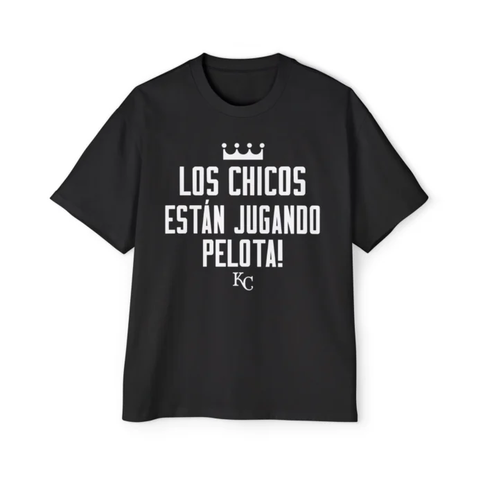 Los Chicos Están Jugando Pelota Premium Shirt